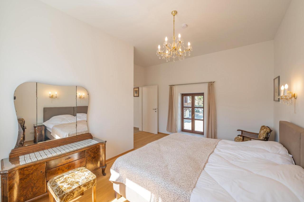 Villa Musik - Historical Apartments In Baden Luaran gambar